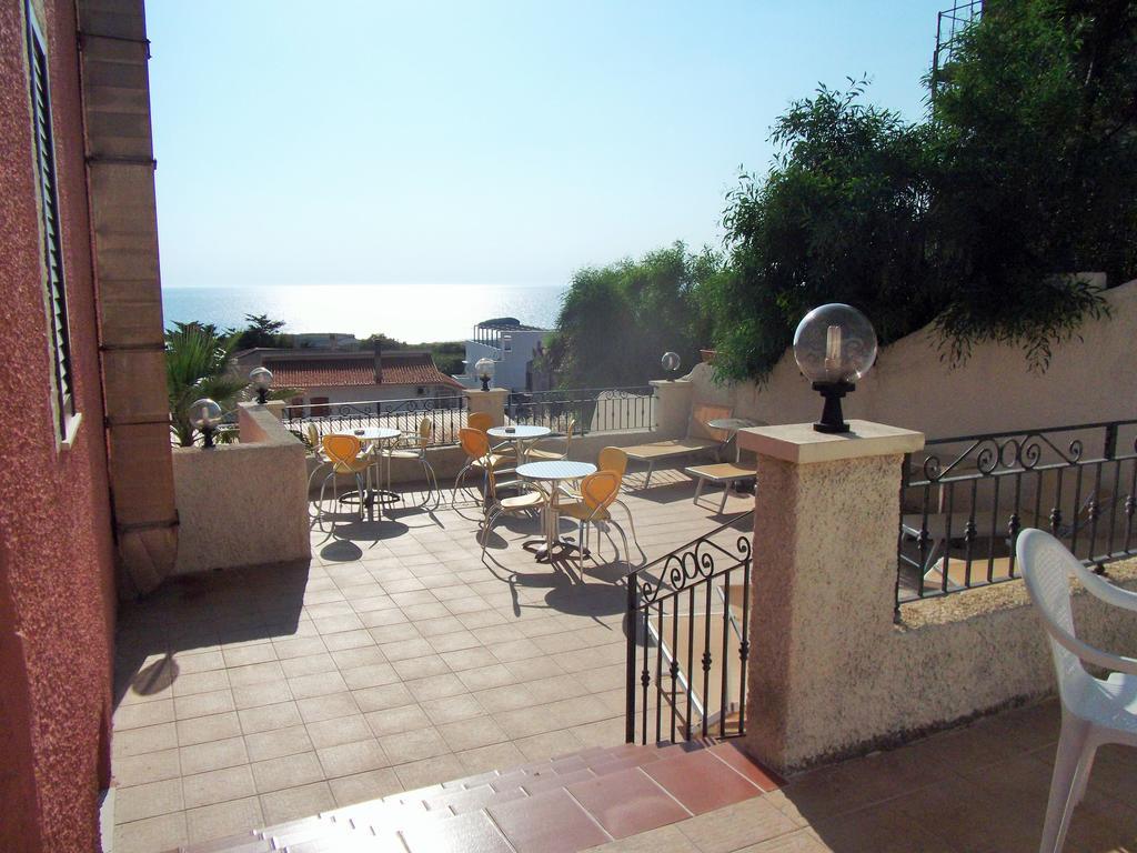 Hotel Bellavista S'Archittu Extérieur photo