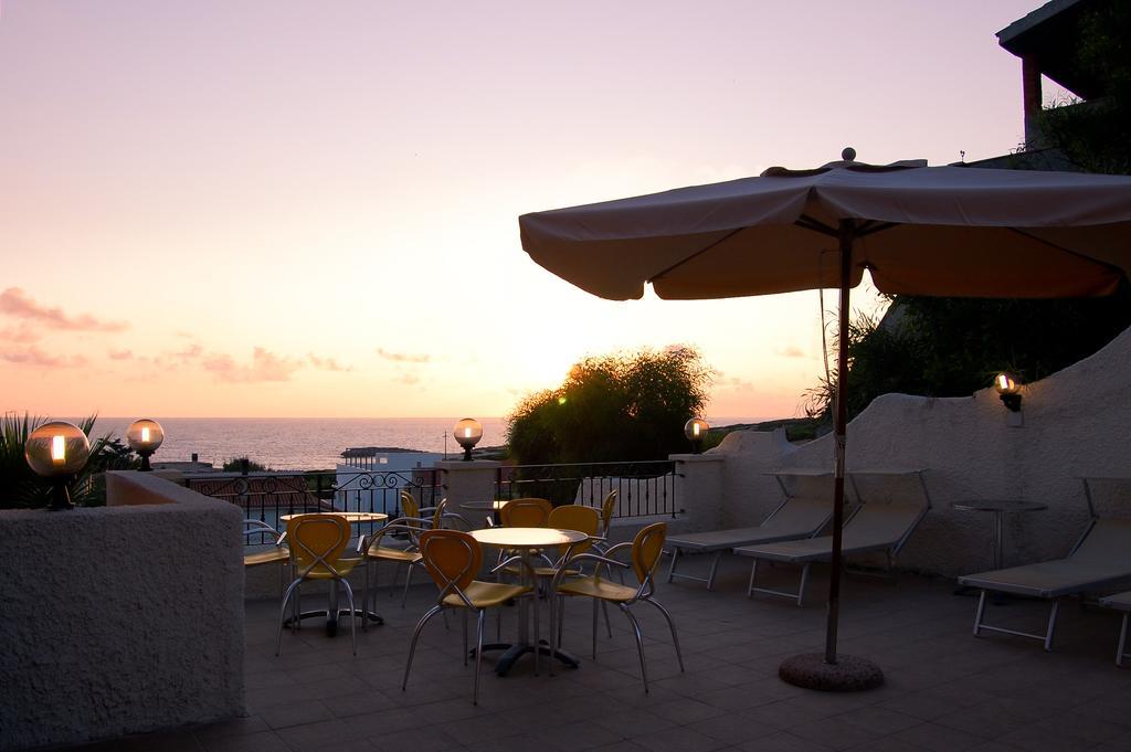 Hotel Bellavista S'Archittu Extérieur photo