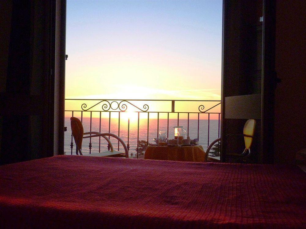 Hotel Bellavista S'Archittu Extérieur photo